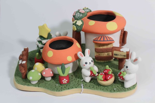 Hand-crafted Pot - Bunny's Home
